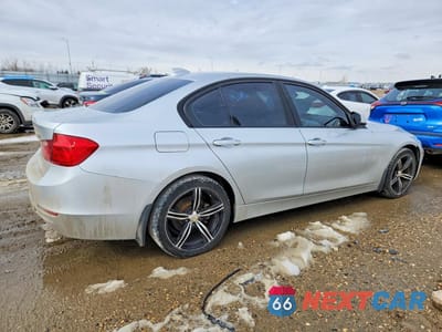 Trzecie zdjęcie samochodu z tyłu: 2013 BMW 328 XI VIN:WBA3B3C52DF537694 - miniatura
