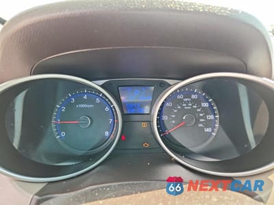 Zdjęcie 9 z 12 samochodu: 2013 HYUNDAI TUCSON LIMITED VIN:KM8JU3AC2DU616831 - miniatura