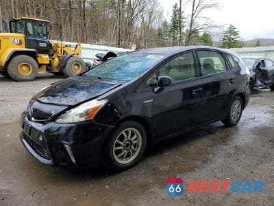 2014 TOYOTA PRIUS V TWO JTDZN3EU1EJ015016 - główne zdjęcie licytacji z USA - miniatura