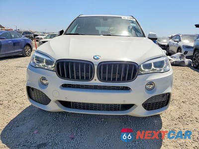 Piąte zdjęcie samochodu w środku: 2018 BMW X5 XDR40E VIN:5UXKT0C56J0V99493 - miniatura