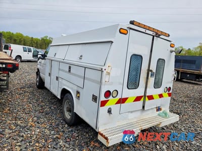 Drugie zdjęcie samochodu z przodu: 2014 FORD ECONOLINE E350 SUPER DUTY CUTAWAY VAN VIN:1FDWE3FL8EDA67424 - miniatura