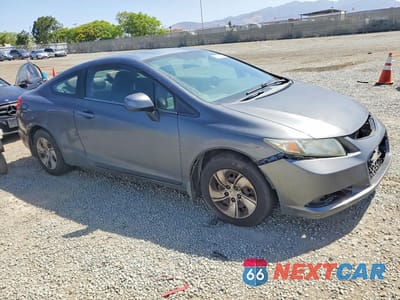 Czwarte zdjęcie samochodu z boku: 2013 HONDA CIVIC LX VIN:2HGFG3B55DH502392 - miniatura