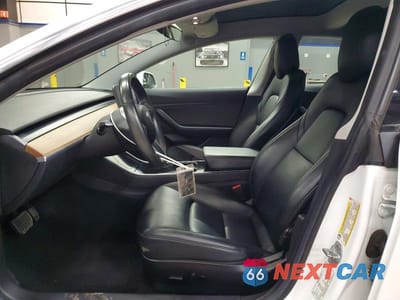 Zdjęcie 7 z 12 samochodu: 2019 TESLA MODEL 3 VIN:5YJ3E1EAXKF417507 - miniatura