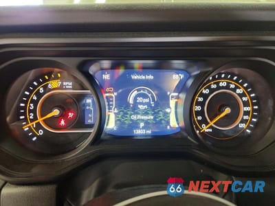 Zdjęcie 9 z 13 samochodu: 2025 JEEP WRANGLER SAHARA VIN:1C4PJXEN6SW654249 - miniatura