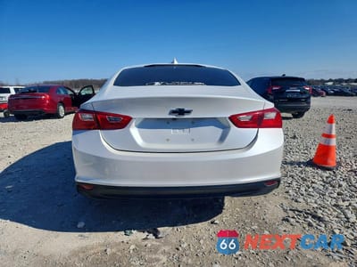 Zdjęcie 6 z 12 samochodu: 2017 CHEVROLET MALIBU LT VIN:1G1ZE5ST3HF126805 - miniatura