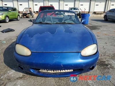 Piąte zdjęcie samochodu w środku: 1999 MAZDA MX-5 MIATA VIN:JM1NB3539X0134309 - miniatura
