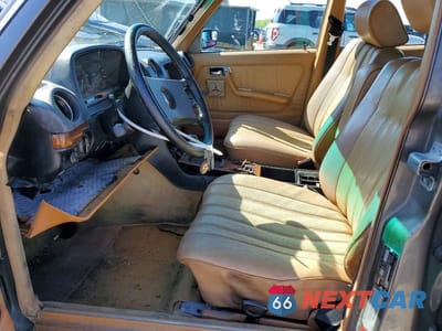 Zdjęcie 7 z 12 samochodu: 1983 MERCEDES-BENZ 300 DT VIN:WDBAB33A0DB016776 - miniatura