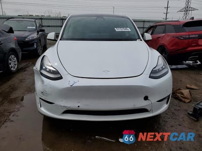 Piąte zdjęcie samochodu w środku: 2022 TESLA MODEL Y VIN:7SAYGDEE8NA012920 - miniatura