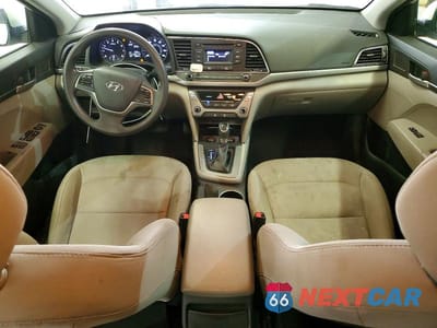 Zdjęcie 8 z 11 samochodu: 2017 HYUNDAI ELANTRA SE VIN:5NPD74LF7HH140243 - miniatura