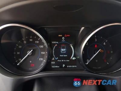 Zdjęcie 9 z 13 samochodu: 2017 JAGUAR F-PACE PREMIUM VIN:SADCJ2BN9HA091018 - miniatura