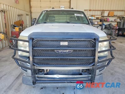 Piąte zdjęcie samochodu w środku: 2015 FORD F250 SUPER DUTY VIN:1FT7X2B69FEC32714 - miniatura