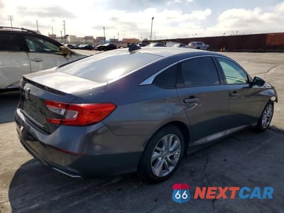 Trzecie zdjęcie samochodu z tyłu: 2020 HONDA ACCORD LX VIN:1HGCV1F17LA002722 - miniatura