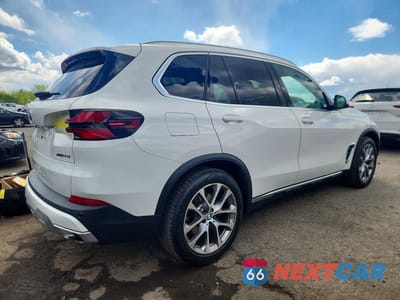 Trzecie zdjęcie samochodu z tyłu: 2025 BMW X5 XDRIVE40I VIN:5UX23EU0XS9W95298 - miniatura