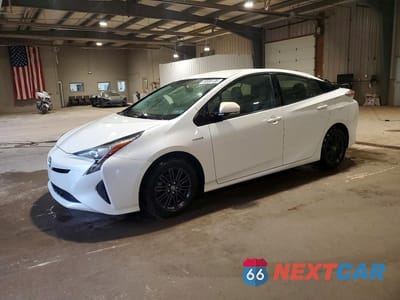 2016 TOYOTA PRIUS TWO JTDKBRFU2G3012287 - główne zdjęcie licytacji z USA - miniatura