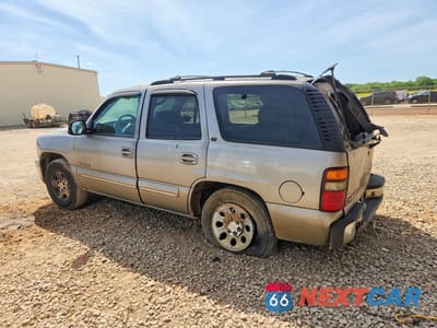 Drugie zdjęcie samochodu z przodu: 2000 CHEVROLET TAHOE K1500 VIN:1GNEK13T1YJ173079 - miniatura