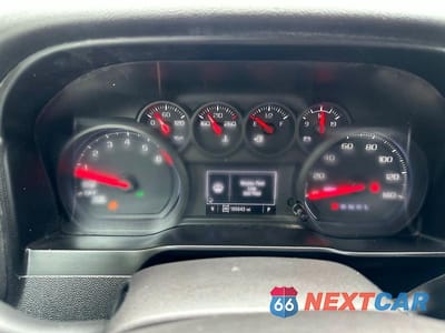 Zdjęcie 8 z 11 samochodu: 2020 CHEVROLET SILVERADO K1500 CUSTOM VIN:3GCPYBEK9LG369341 - miniatura