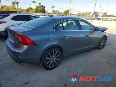 Trzecie zdjęcie samochodu z tyłu: 2017 VOLVO S60 PREMIER VIN:LYV402TK0HB153504 - miniatura