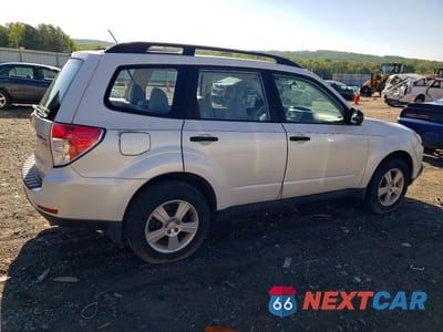 Trzecie zdjęcie samochodu z tyłu: 2013 SUBARU FORESTER 2.5X VIN:JF2SHABC5DH439783 - miniatura