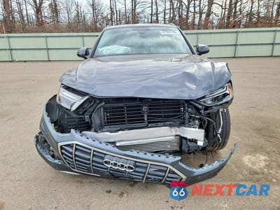 Piąte zdjęcie samochodu w środku: 2024 AUDI Q5 PREMIUM 40 VIN:WA1ABAFY9R2092139 - miniatura