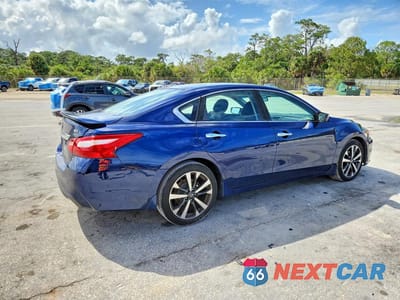 Trzecie zdjęcie samochodu z tyłu: 2016 NISSAN ALTIMA 2.5 SR VIN:1N4AL3AP4GC244953 - miniatura