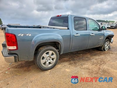 Trzecie zdjęcie samochodu z tyłu: 2011 GMC SIERRA K1500 SLE VIN:3GTP2VE33BG196832 - miniatura