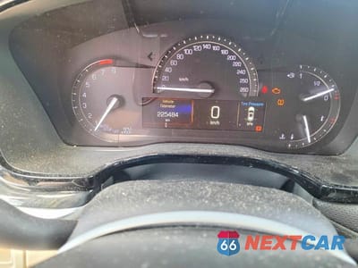 Zdjęcie 8 z 11 samochodu: 2017 CADILLAC XT5 BASE VIN:1GYKNARS8HZ306451 - miniatura