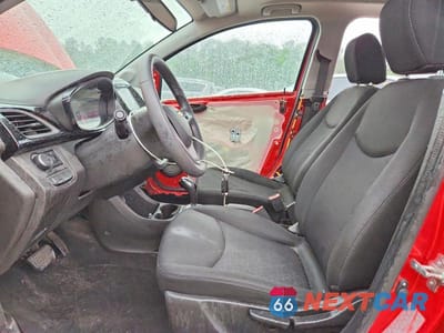 Zdjęcie 7 z 12 samochodu: 2019 CHEVROLET SPARK 1LT VIN:KL8CD6SA9KC723463 - miniatura