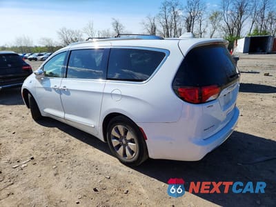 Drugie zdjęcie samochodu z przodu: 2018 CHRYSLER PACIFICA HYBRID LIMITED VIN:2C4RC1N74JR212806 - miniatura