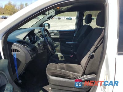 Zdjęcie 7 z 13 samochodu: 2016 DODGE GRAND CARAVAN SE VIN:2C4RDGBG2GR319561 - miniatura