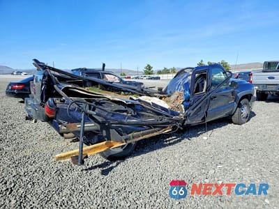 Trzecie zdjęcie samochodu z tyłu: 2001 CHEVROLET SILVERADO K3500 VIN:1GCJK39G11E323493 - miniatura