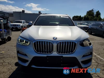 Piąte zdjęcie samochodu w środku: 2019 BMW X3 XDRIVE30I VIN:5UXTR9C51KLR10092 - miniatura