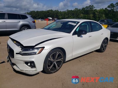 2024 VOLVO S60 CORE 7JRL12TK0RG313218 - główne zdjęcie licytacji z USA - miniatura