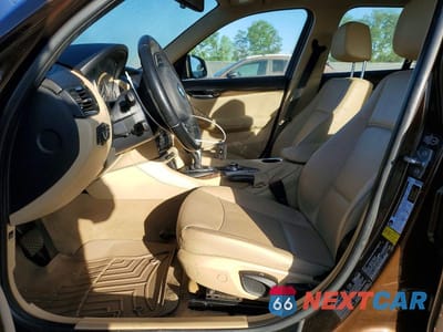 Zdjęcie 7 z 13 samochodu: 2014 BMW X1 XDRIVE28I VIN:WBAVL1C50EVR92609 - miniatura