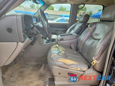 Zdjęcie 7 z 13 samochodu: 2003 CHEVROLET SUBURBAN K1500 VIN:3GNFK16Z23G289826 - miniatura