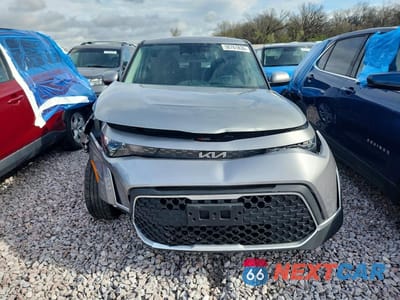 Piąte zdjęcie samochodu w środku: 2025 KIA SOUL LX VIN:KNDJ23AU3S7927392 - miniatura