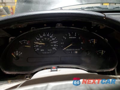 Zdjęcie 9 z 12 samochodu: 1998 FORD MUSTANG VIN:1FAFP4049WF242779 - miniatura