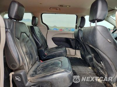 Zdjęcie 10 z 12 samochodu: 2017 CHRYSLER PACIFICA TOURING L VIN:2C4RC1BGXHR667478 - miniatura