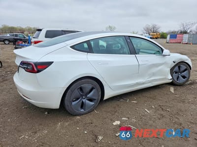 Trzecie zdjęcie samochodu z tyłu: 2020 TESLA MODEL 3 VIN:5YJ3E1EA4LF597522 - miniatura
