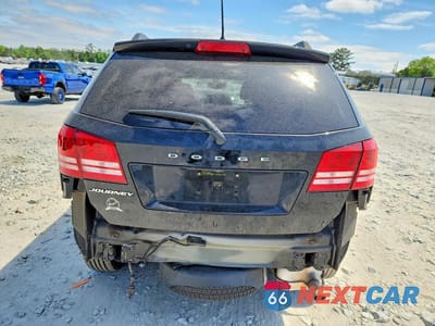 Zdjęcie 6 z 12 samochodu: 2018 DODGE JOURNEY SE VIN:3C4PDCAB4JT510182 - miniatura