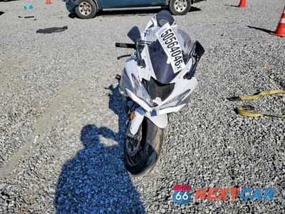 Drugie zdjęcie samochodu z przodu: 2021 KAWASAKI ZX636 K VIN:JKBZXJH11MA008393 - miniatura
