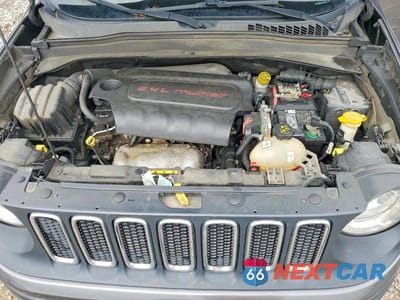Zdjęcie 12 z 13 samochodu: 2018 JEEP RENEGADE LATITUDE VIN:ZACCJABBXJPH51214 - miniatura