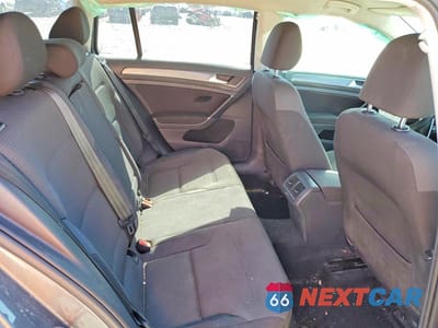 Zdjęcie 10 z 12 samochodu: 2019 VOLKSWAGEN GOLF SPORTWAGEN S VIN:3VW117AU2KM518054 - miniatura