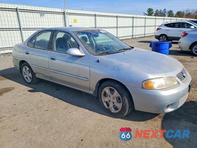 Czwarte zdjęcie samochodu z boku: 2003 NISSAN SENTRA XE VIN:3N1CB51D03L808025 - miniatura