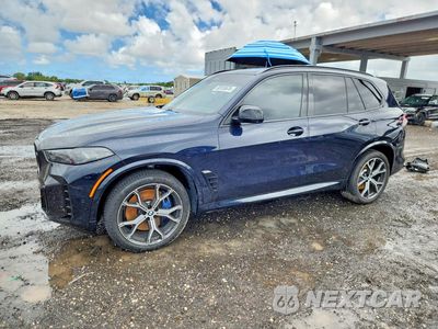 2025 BMW X5 M60I 5UX33EU04S9Y07601 - główne zdjęcie licytacji z USA - miniatura