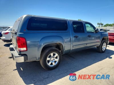 Trzecie zdjęcie samochodu z tyłu: 2007 GMC NEW SIERRA C1500 VIN:2GTEC13JX71590052 - miniatura
