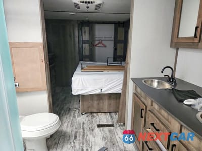 Zdjęcie 6 z 10 samochodu: 2020 KEYSTONE SPRINTER CAMPER VIN:4YDT33022L1532689 - miniatura