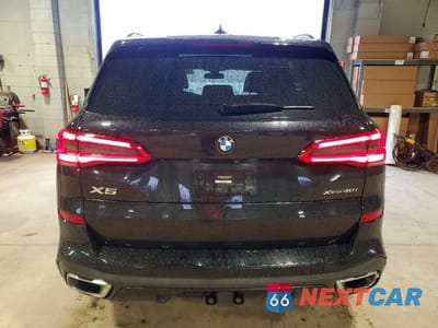 Zdjęcie 6 z 13 samochodu: 2019 BMW X5 XDRIVE40I VIN:5UXCR6C56KLL61164 - miniatura