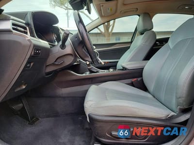 Zdjęcie 7 z 13 samochodu: 2022 KIA K5 EX VIN:5XXG34J27NG117044 - miniatura