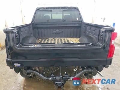 Zdjęcie 6 z 13 samochodu: 2021 CHEVROLET SILVERADO K1500 LT TRAIL BOSS VIN:3GCPYFED1MG445399 - miniatura