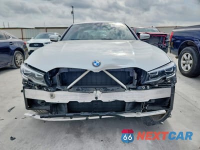 Piąte zdjęcie samochodu w środku: 2022 BMW 330I VIN:3MW5R1J04N8C67958 - miniatura